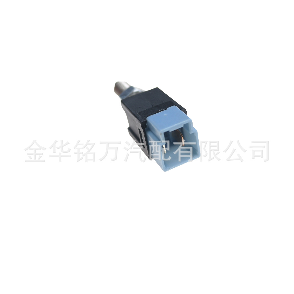 25、尼桑铁壳2插刹车灯开关25320-75A0E 2532