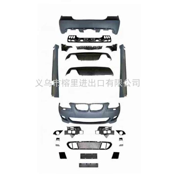 Комплект переднего бампера 51117178076 для BMW E60 2008 года